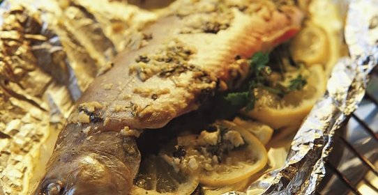 Рыба, фаршированная лимоном