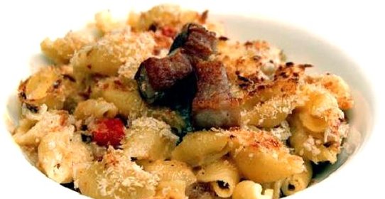 Свиная грудинка с макаронами