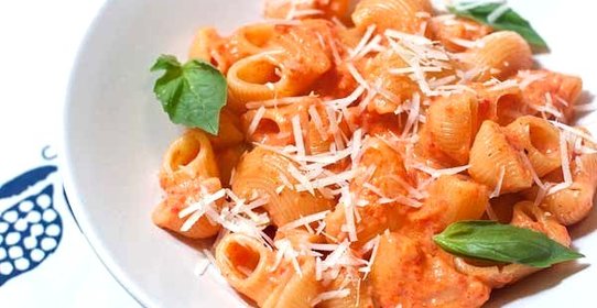 Паста со сливочным соусом