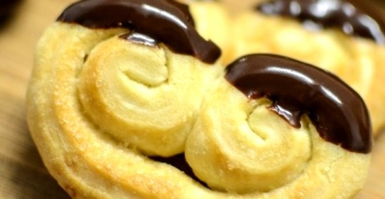 Слоеные ушки