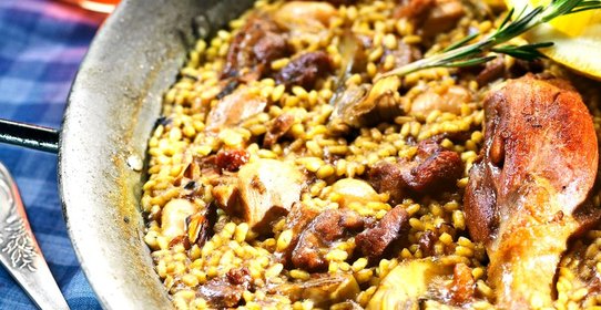 Паэлья с уткой и артишоками