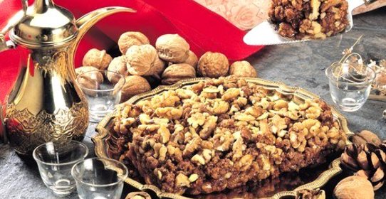 Орехи в кленовом сиропе и корице