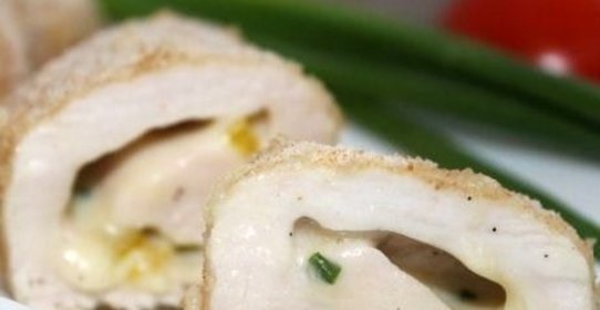 Куриные рулеты с сырной начинкой