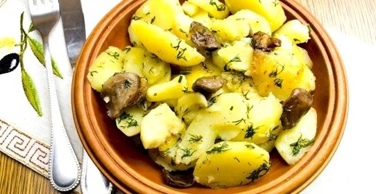 Картофель с грибами в мультиварке