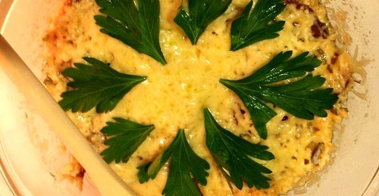 Картофель со сметанным соусом и сыром