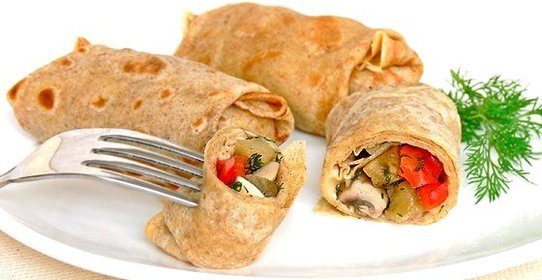 Ржаные блины с запеченными овощами