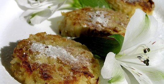 Лимонно-яблочные оладьи без муки и сахара