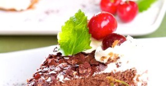 Йогуртовый торт с вишней