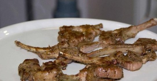 Баранина, запеченная на гриле