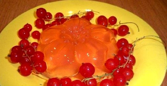 Желе из красной смородины