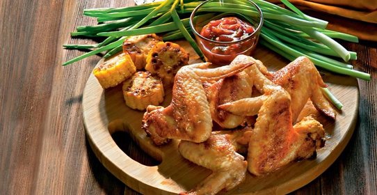 Крылышки, маринованные в остром маринаде и обжаренные на гриле