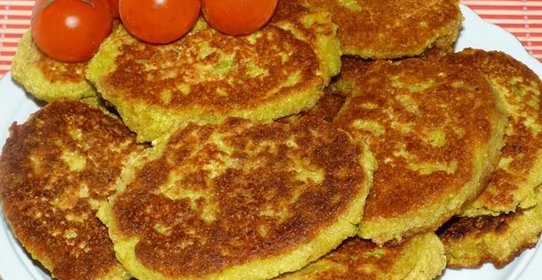 Спагетти с креветками под соусом