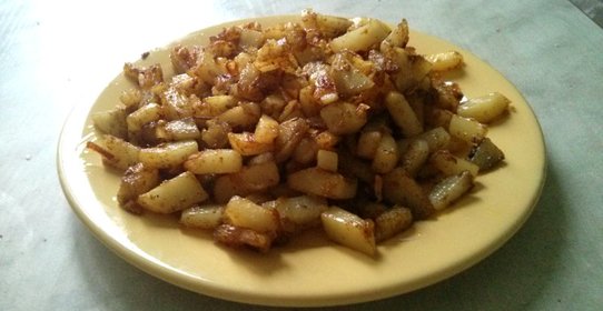 Жареный картофель с карри