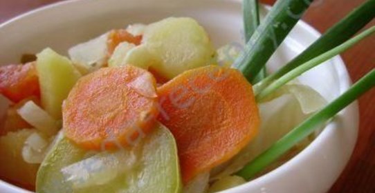 Рагу с яблоками и овощами