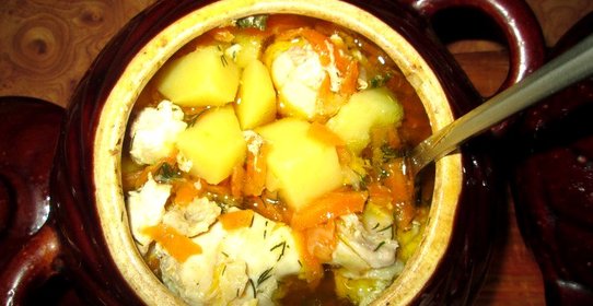 Картофель с курицей в горшочках