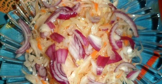 Хрустящая соленая капуста