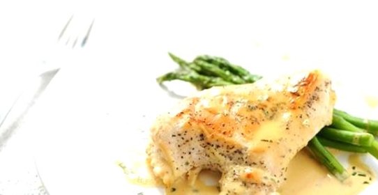 Курица в сметанно-сливочном соусе