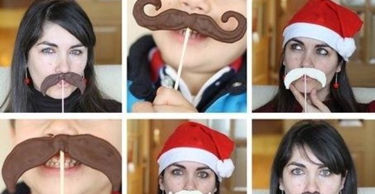 Усы из шоколада на палочке