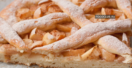 Дрожжевой яблочный пирог