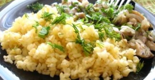 Булгур с вешенками и миндалем