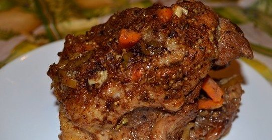 Мясо в мультиварке Редмонд