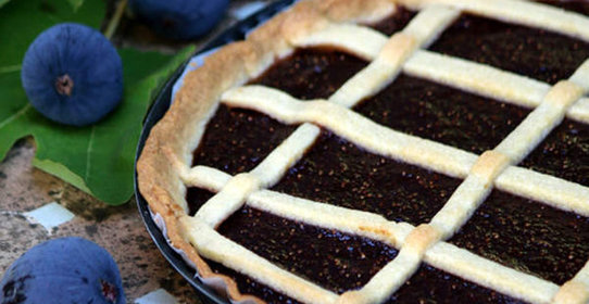 Пирог с инжиром и медом