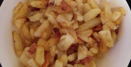 Картошка с салом жареная