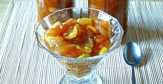 Джем из яблок и алычи