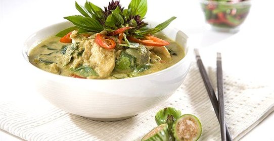 Курица в зеленом карри