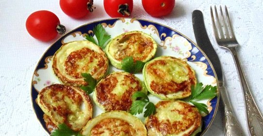 Оладьи кабачковые в кабачковых кольцах