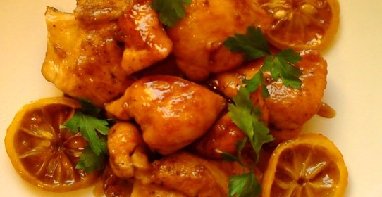 Лимонная курица под соусом