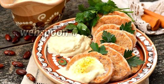 Дрожжевые оладьи из фасоли