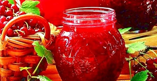 Желе из красной смородины 5-минутка