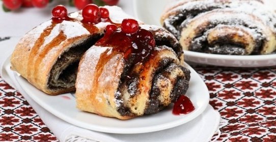 Постный маковый рулет