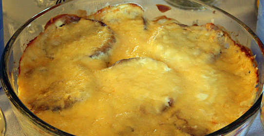 Пикантные баклажаны с сыром