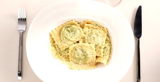 Домашние равиоли с рикоттой и шпинатом