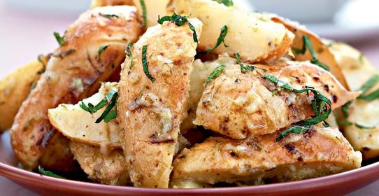 Запеченный картофель с молодым чесноком и мятой
