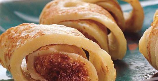 Блины на коньяке с ореховой начинкой