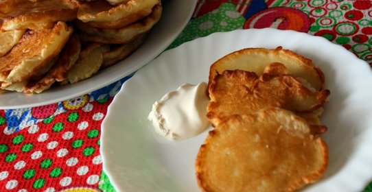 Заварные дрожжевые оладьи на молоке