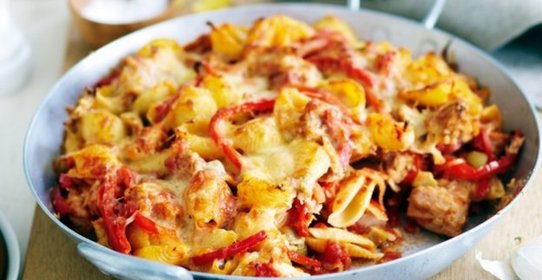 Испанская запеченная паста с тунцом