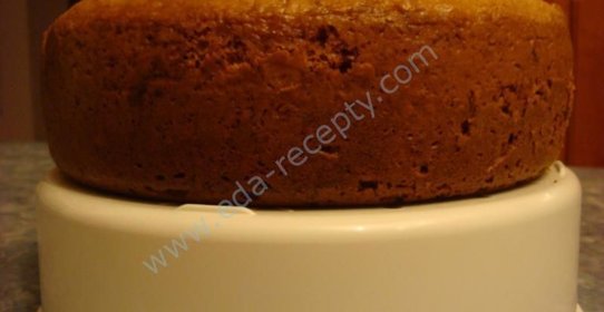 Карамельный бисквит