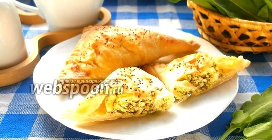 Слойки с творогом и щавелем