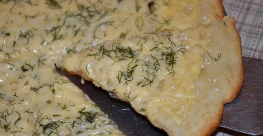Творожно-сырная пицца-лепешка