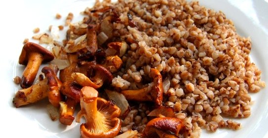 Гречка с лисичками