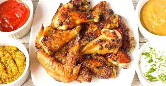 Куриные крылышки-гриль, маринованные в пиве с горчицей