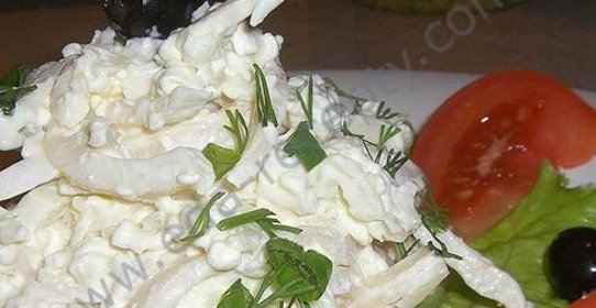 Салат с кальмарами и болгарским перцем