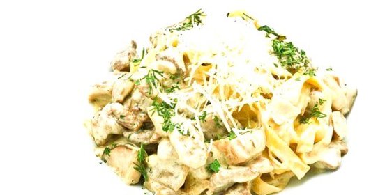 Феттучини с грибами в сливочном соусе