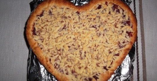Пирог с джемом