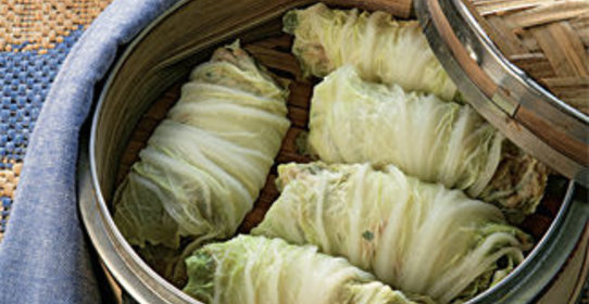 Трубочки из капусты со свининой