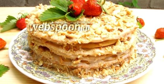 Торт «Наполеон» клубничный